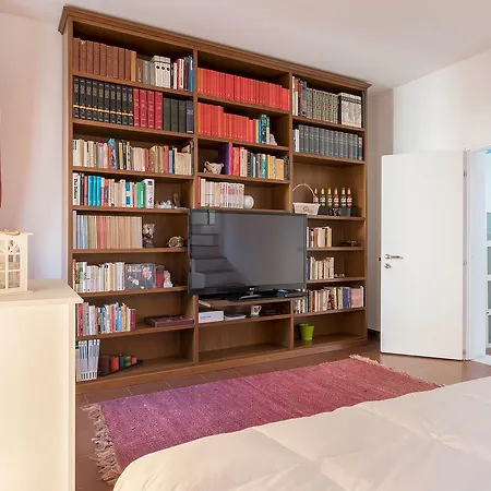 Penthouse With Terrace In The Heart Of Rome Apartment Exterior photo