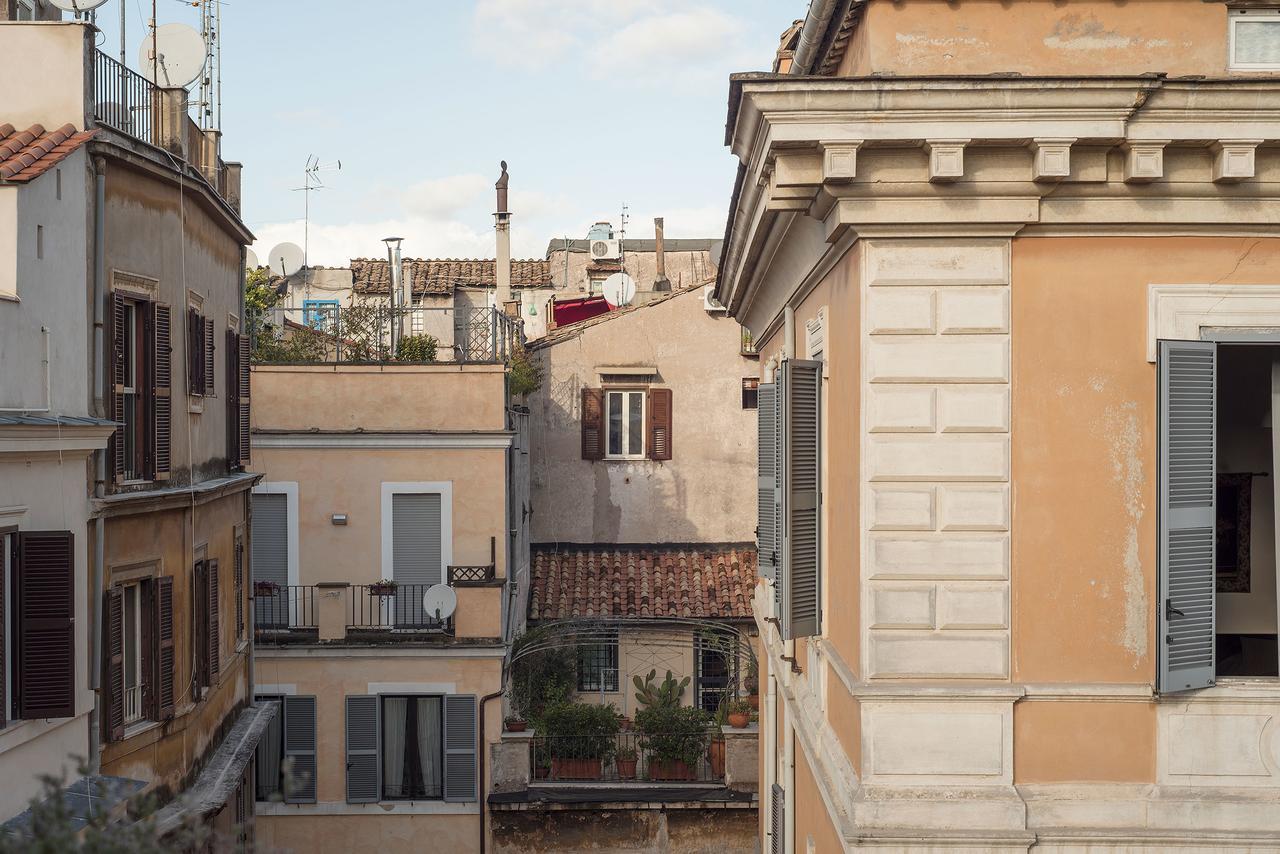 Apartment Penthouse With Terrace In The Heart Of Rome