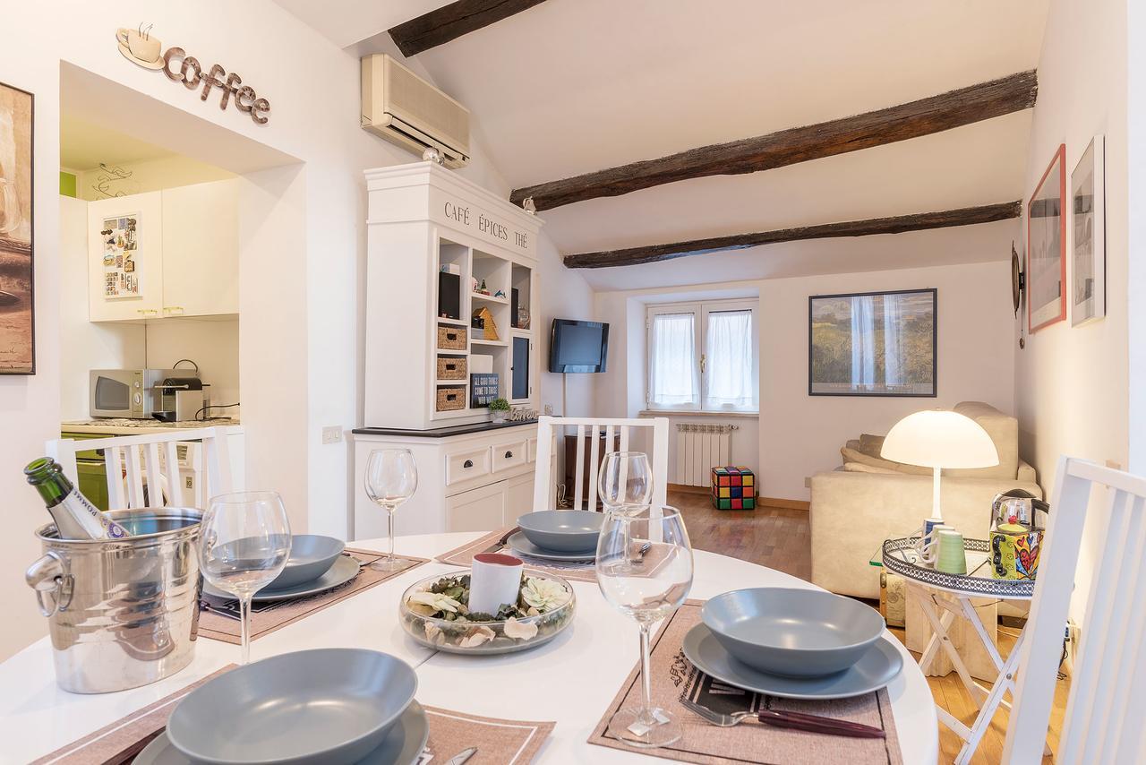 Penthouse With Terrace In The Heart Of * Rome